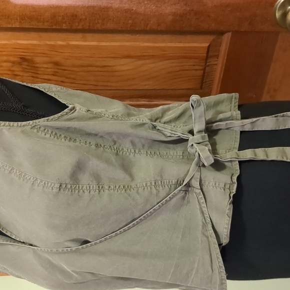 Kate Hill petite wrap vest! - Picture 2 of 6